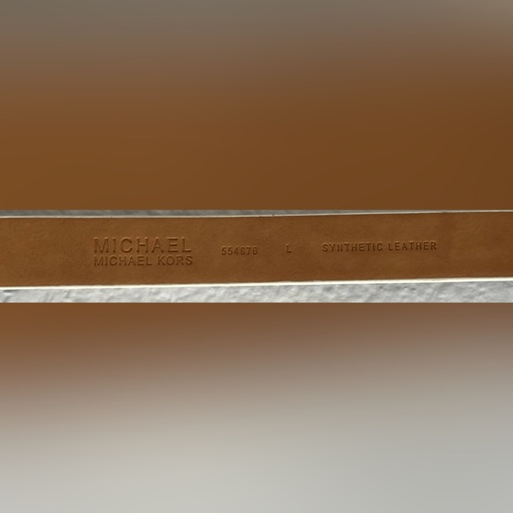 Michael Kors Vanilla MK Logo Belt – Gold Buckle - Picture 7 of 9